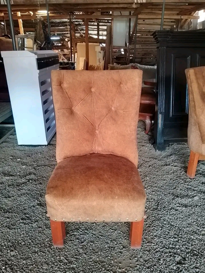Custom furniture installed in a home project: Gallery 23, Moro